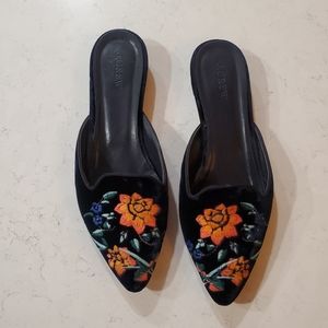 J Crew Embroidered Velvet Mules Size 8.5